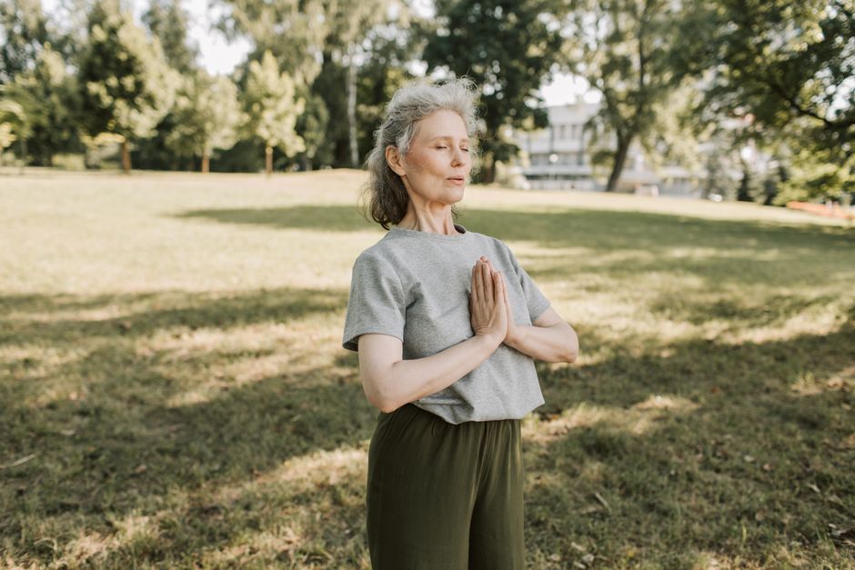 El yoga y la meditación crecen con fuerza en Argentina: los adultos mayores lideran el cambio