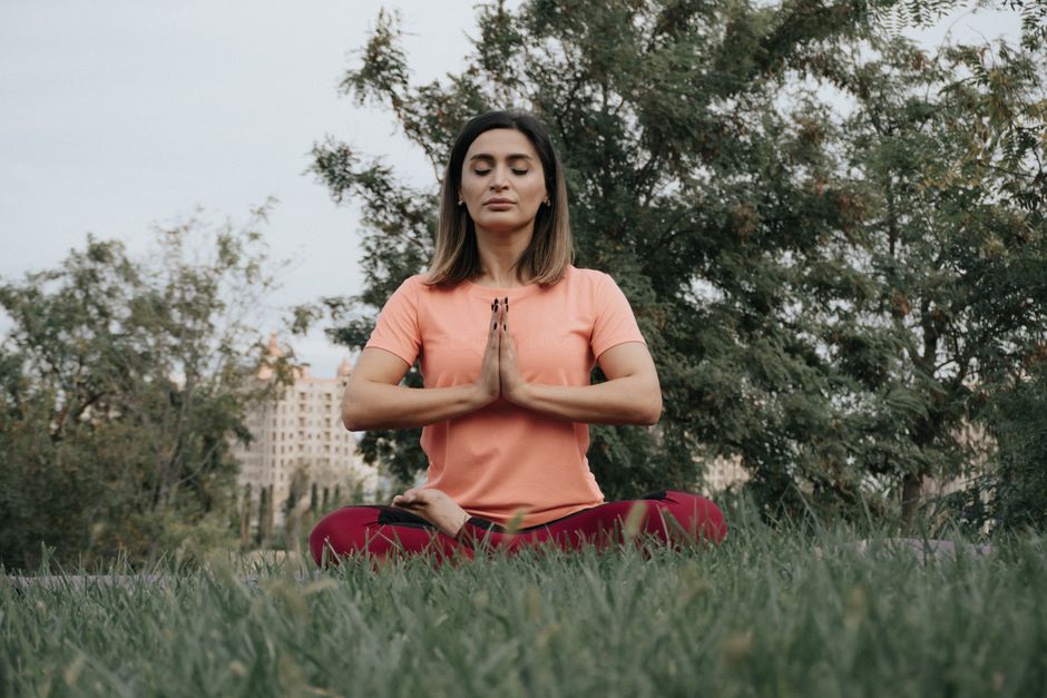Harvard advierte: la meditación no siempre es beneficiosa y puede tener efectos adversos
